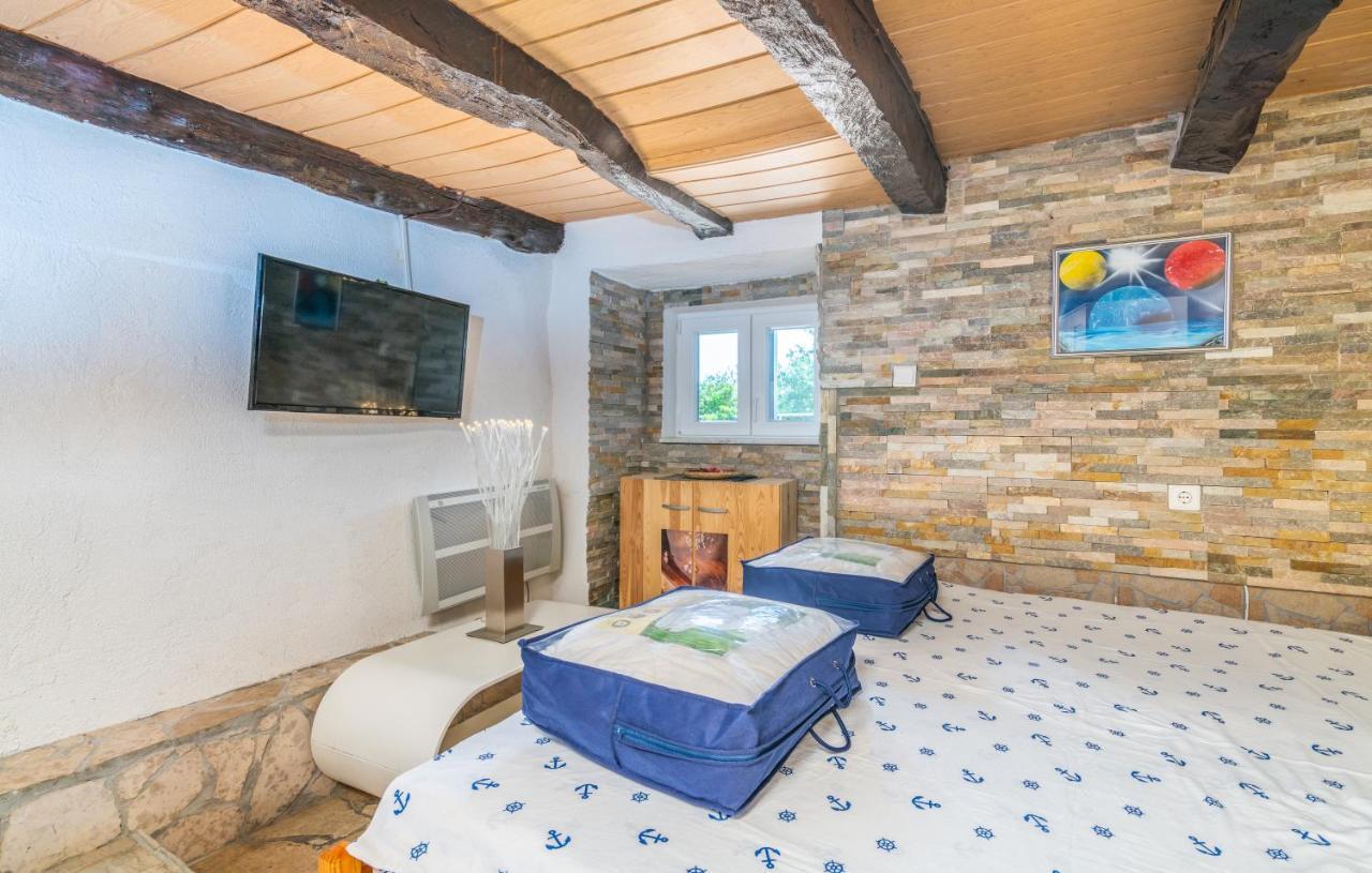 Stone House Knez Apartment Vrbnik Exterior foto
