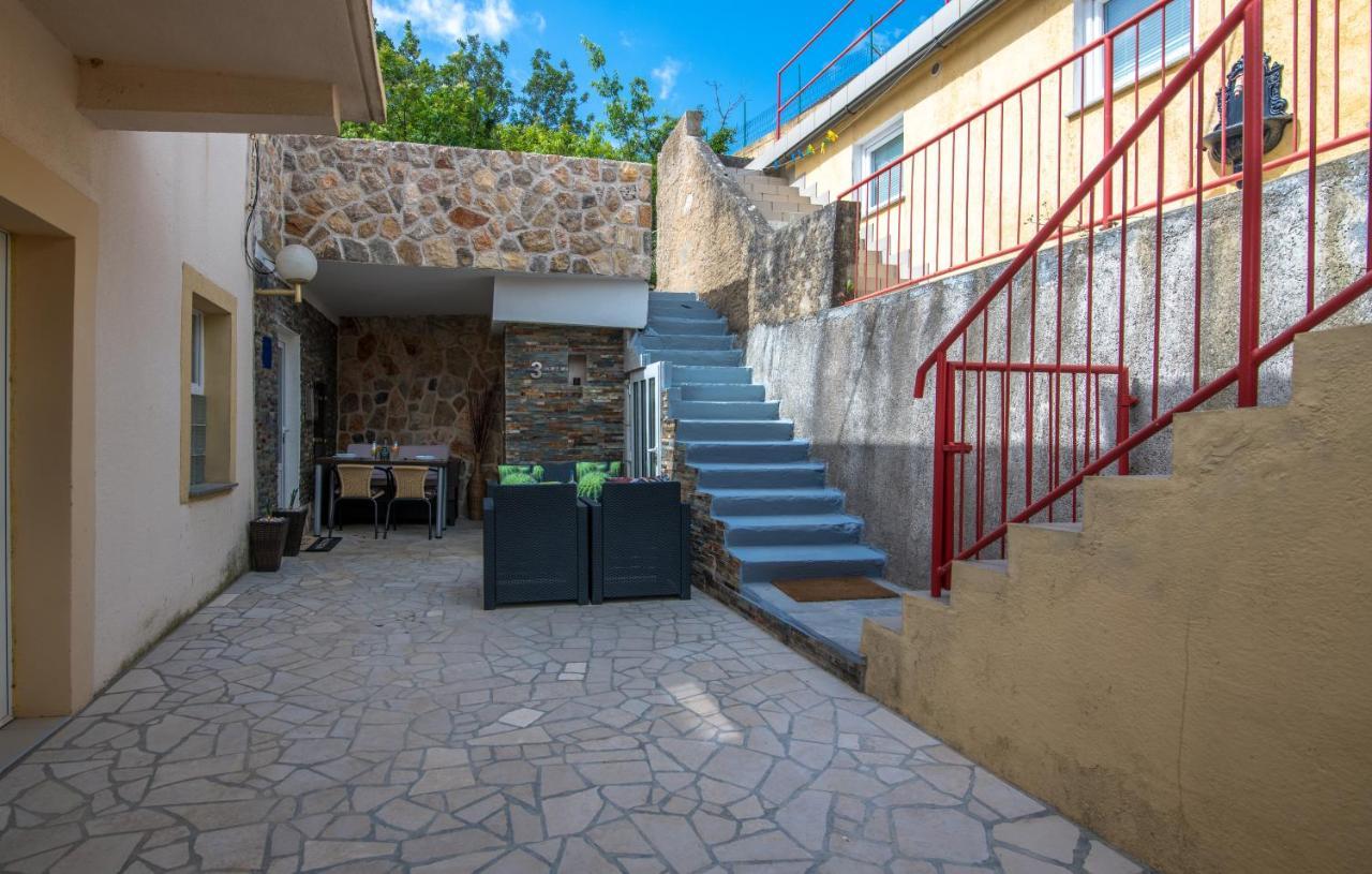Stone House Knez Apartment Vrbnik Exterior foto